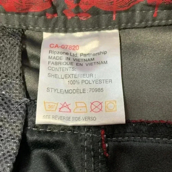 Rip Zone Rare  90’s Board Shorts, Adjustable Waist, Embroidered - Picture 9 of 14